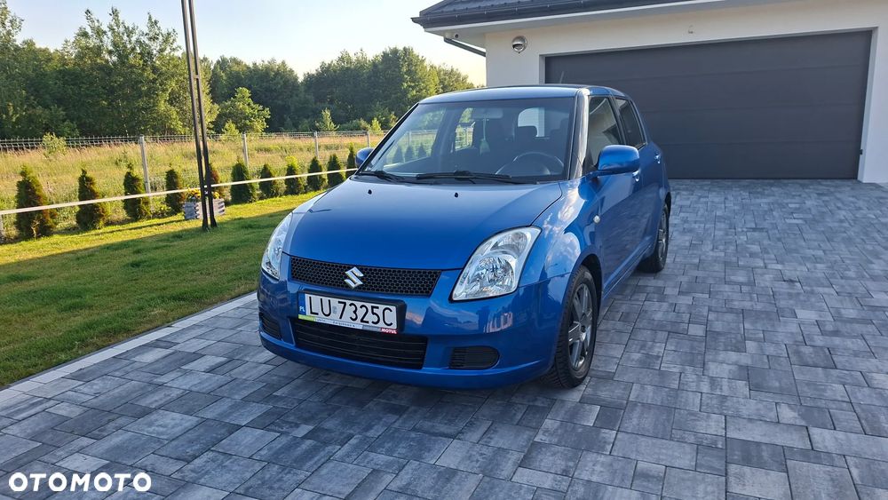 Suzuki Swift - 1