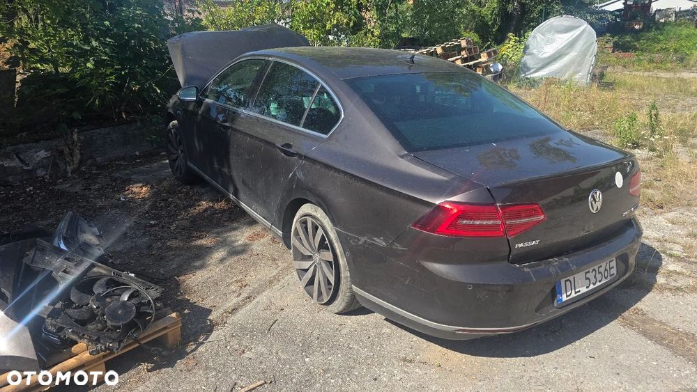Volkswagen Passat 2.0 TDI BMT Highline DSG - 13