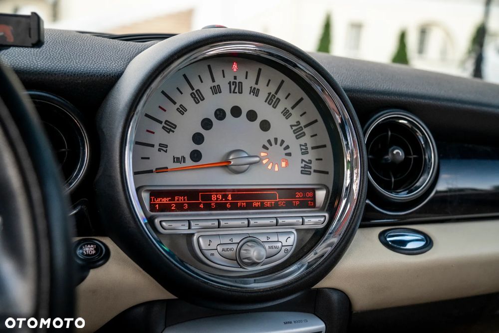 MINI Cooper Standard - 19