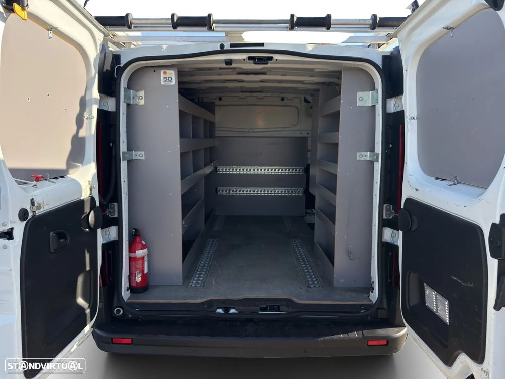 Renault Trafic 2.0 dCi 120cv - 15