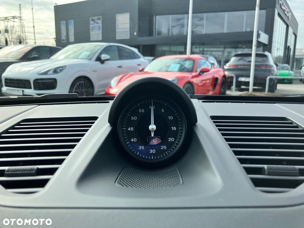 Porsche 911 - 40