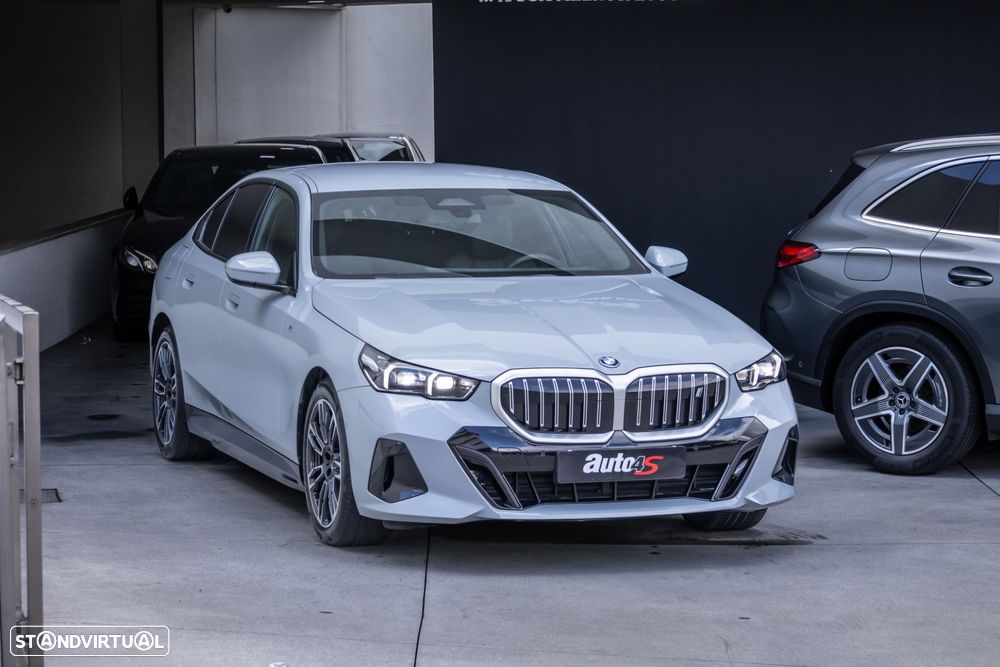 BMW i5 eDrive40 Pack Desportivo M - 2