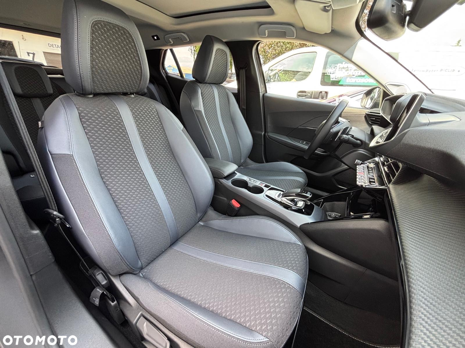 Peugeot 2008 1.5 BlueHDi GT Pack S&S EAT8 - 27
