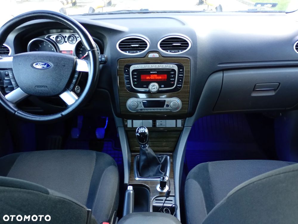 Ford Focus - 15