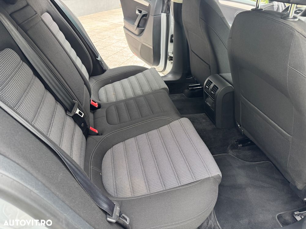 Volkswagen Passat 2.0 TDI BlueMotion Technology Highline - 7