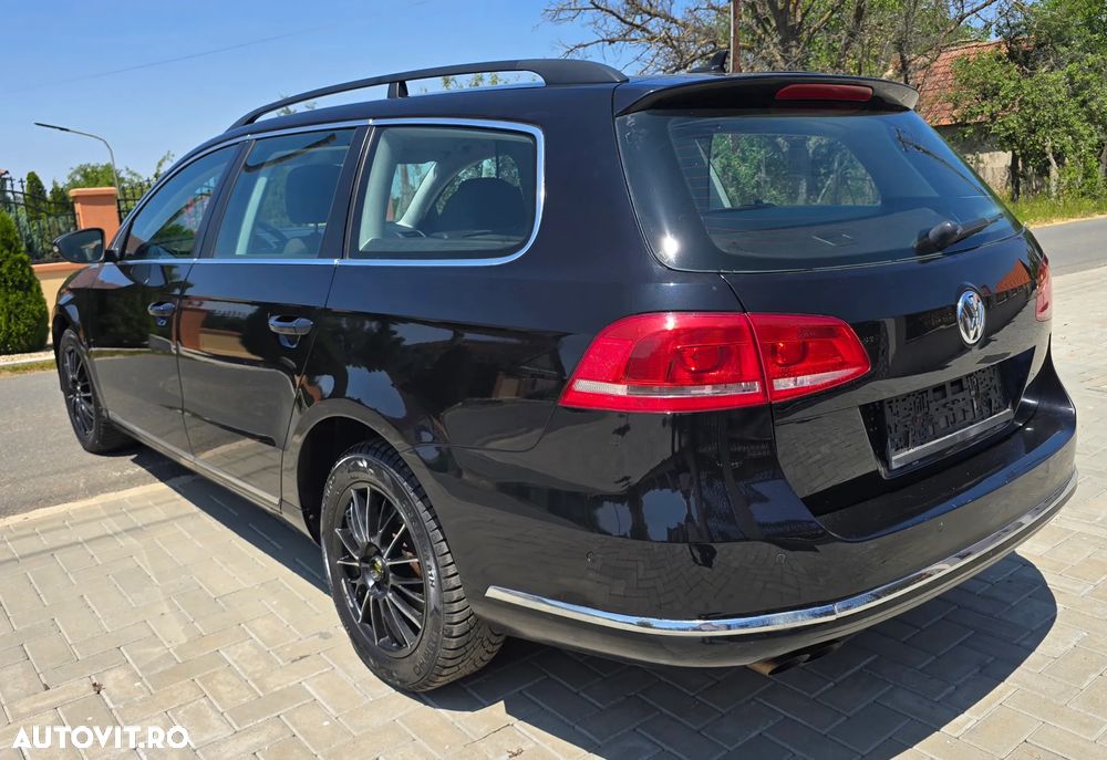 Volkswagen Passat Variant 2.0 Blue TDI DSG SCR Business Edition - 5