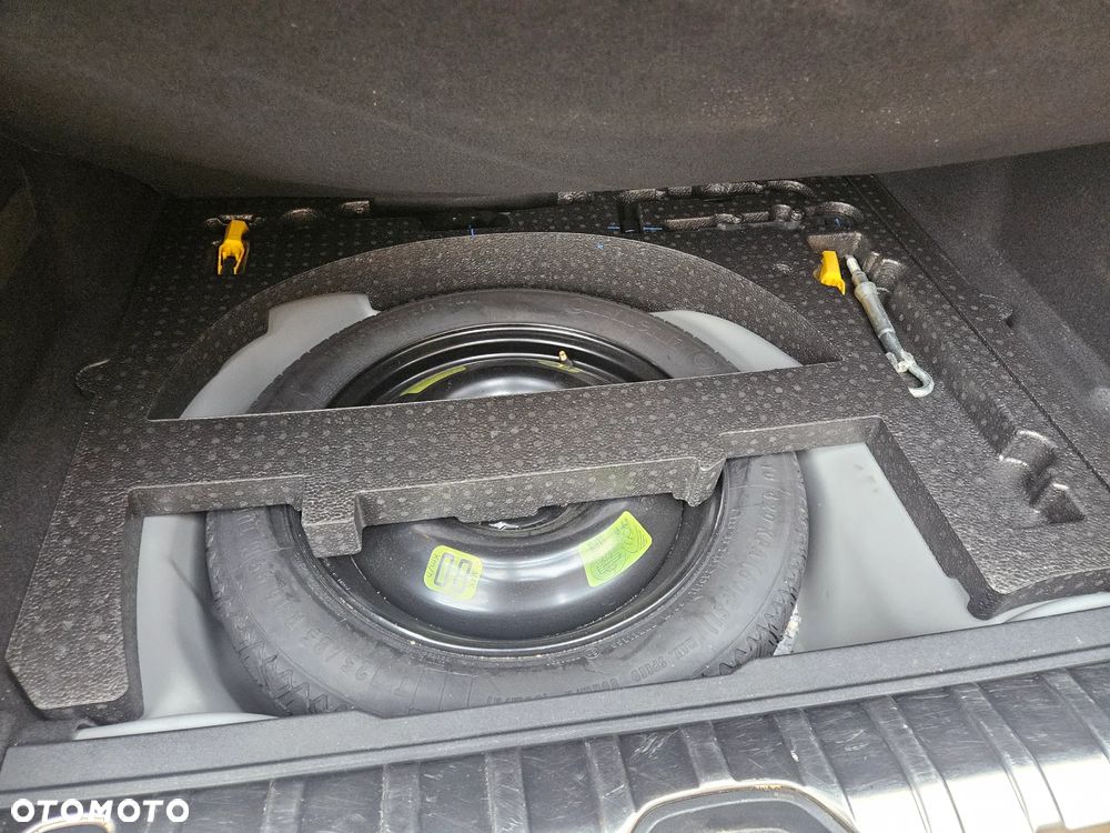 Peugeot 2008 1.5 BlueHDi GT Line S&S - 27