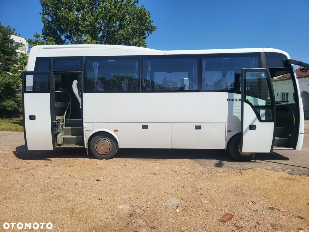 Isuzu TOURQUOISE - 11