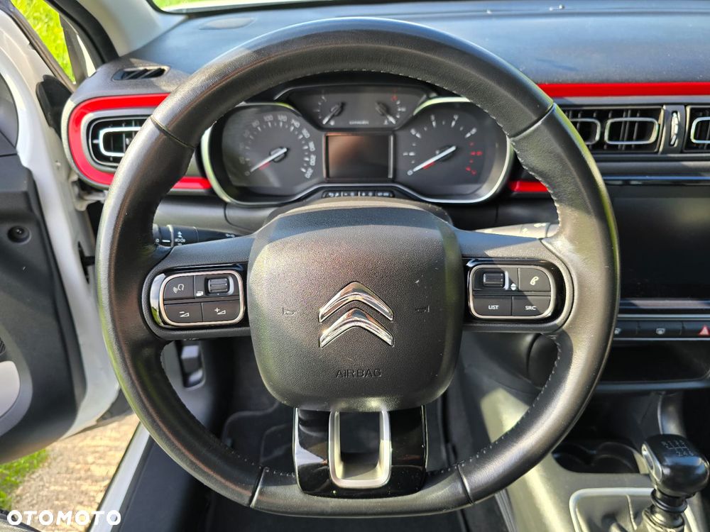 Citroën C3 1.2 PureTech Shine S&S - 11