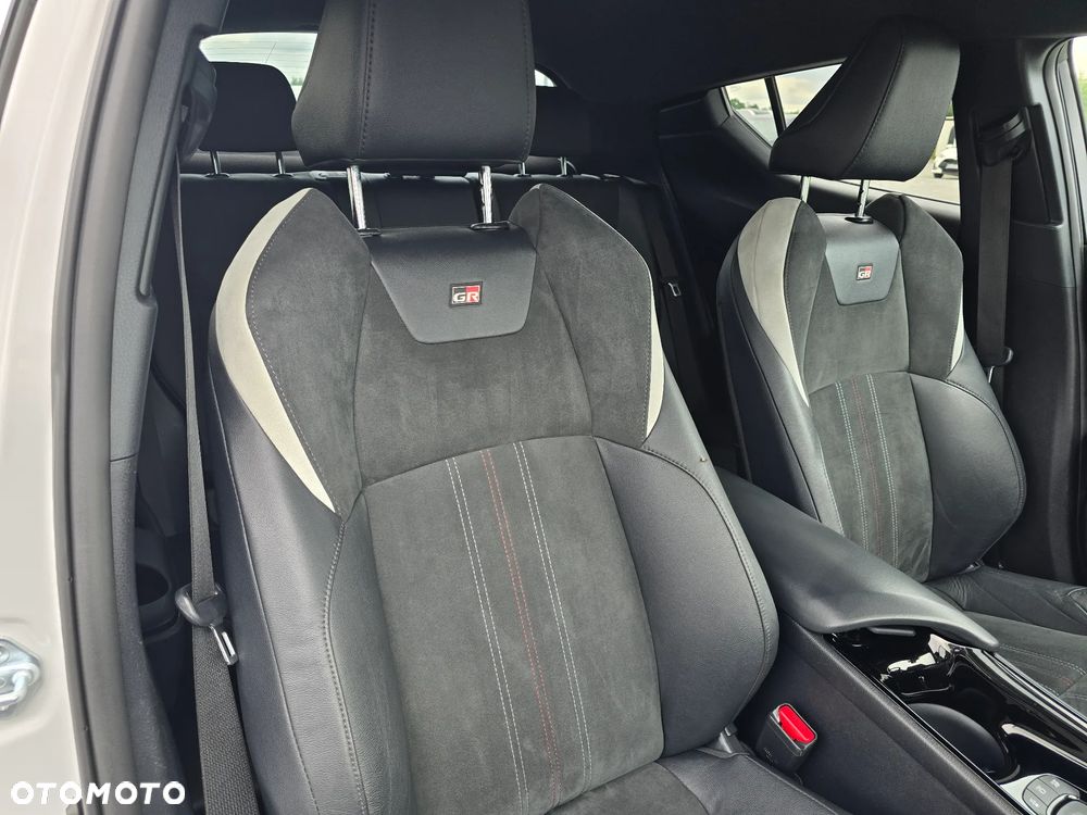 Toyota C-HR 1.8 Hybrid GPF GR Sport - 26