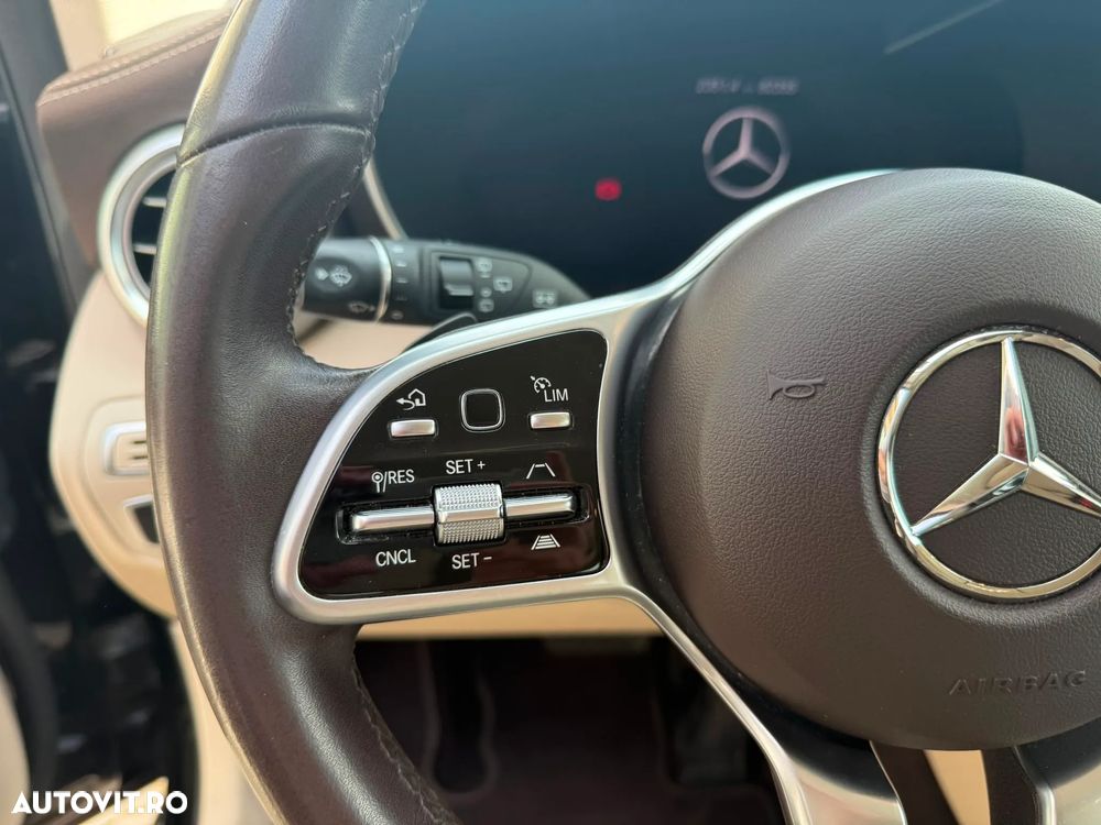 Mercedes-Benz GLC 200 4MATIC MHEV - 27