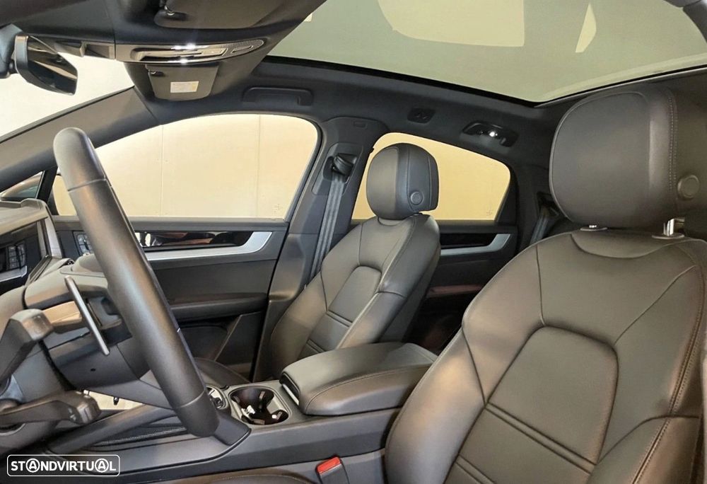 Porsche Cayenne Coupé E-Hybrid - 11