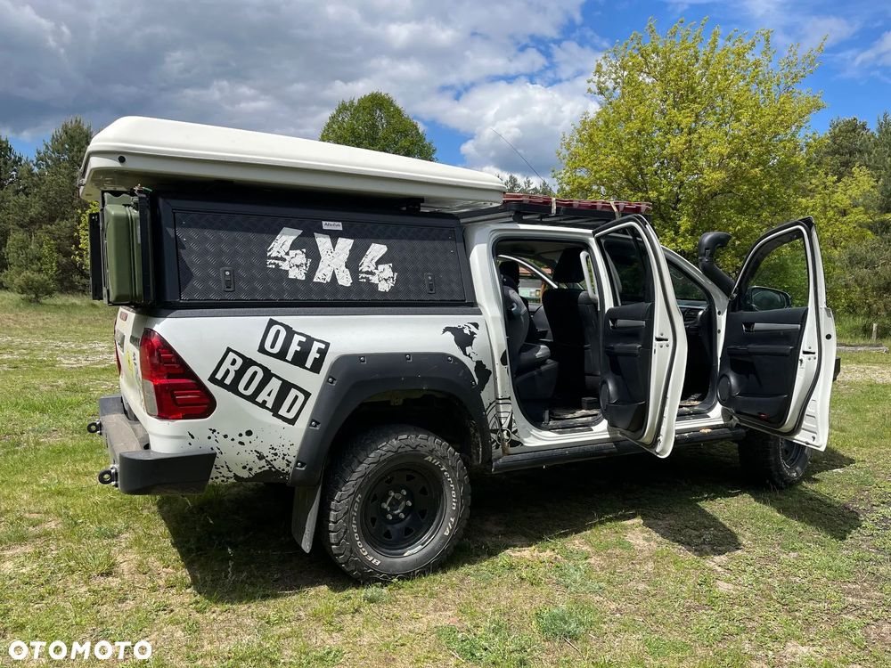 Toyota Hilux ver-2-4-d--4d-double-cab-selection-4x4 - 5