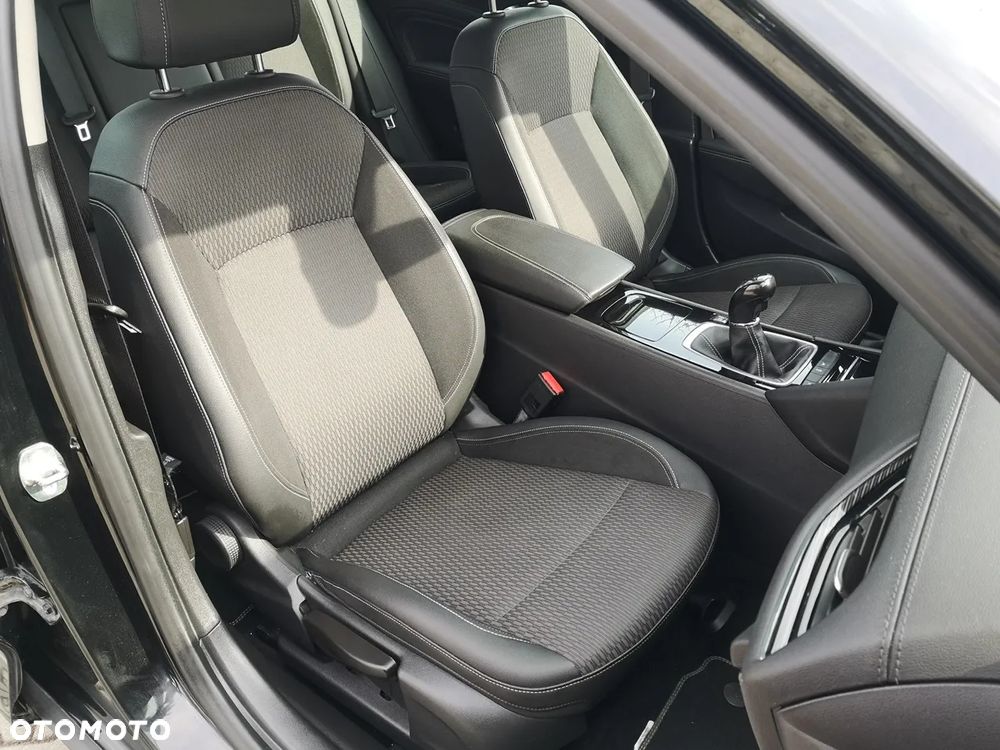 Opel Insignia 2.0 CDTI Exclusive S&S - 18