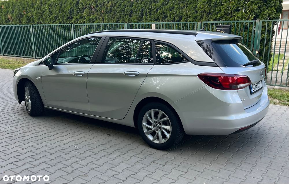 Opel Astra 1.2 T Edition S&S - 9