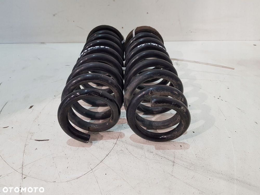 sprężyny zawieszenia bmw e87 2.0d komplet europa - 2