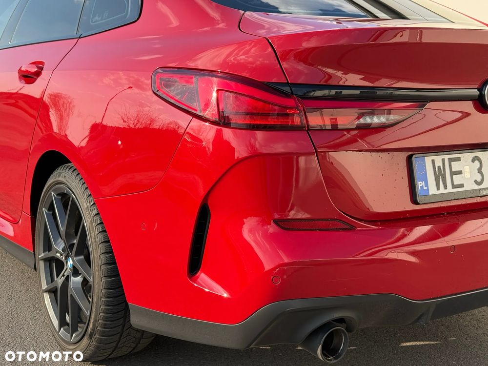 BMW Seria 2 218i - 22