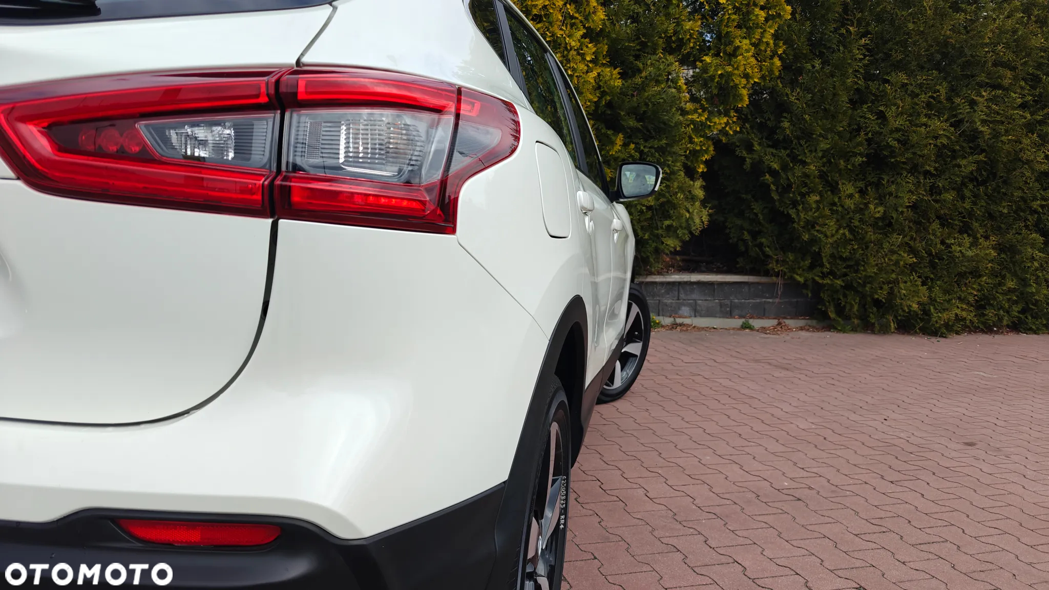 Nissan Qashqai 1.2 DIG-T Acenta EU6 - 22