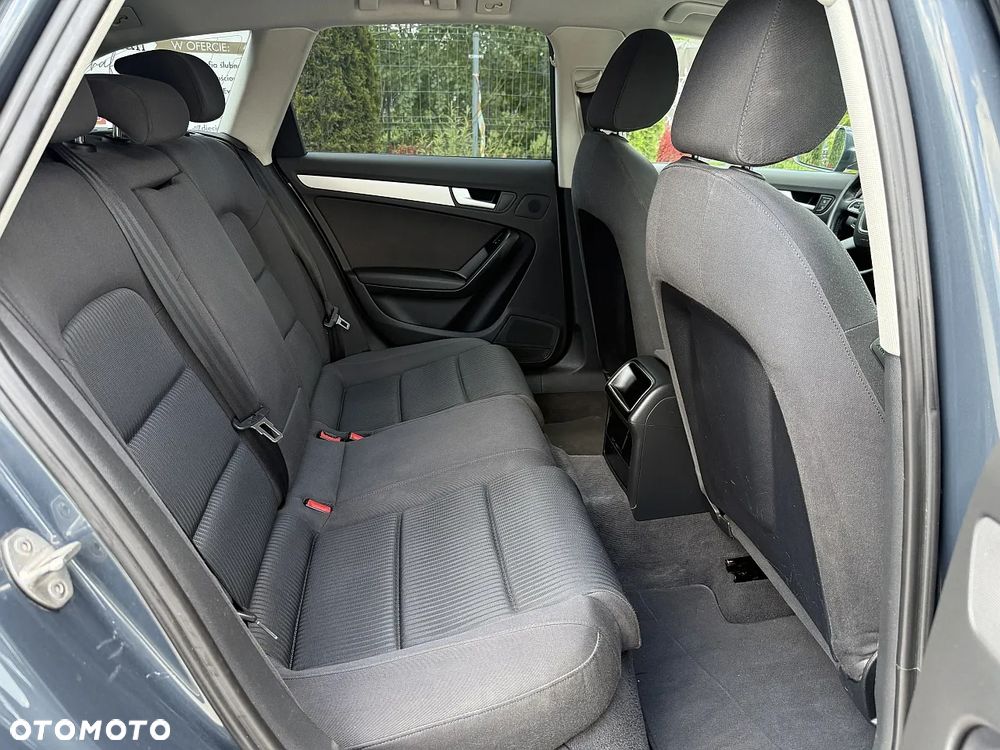 Audi A4 Avant 2.0 TDI DPF Ambition - 9