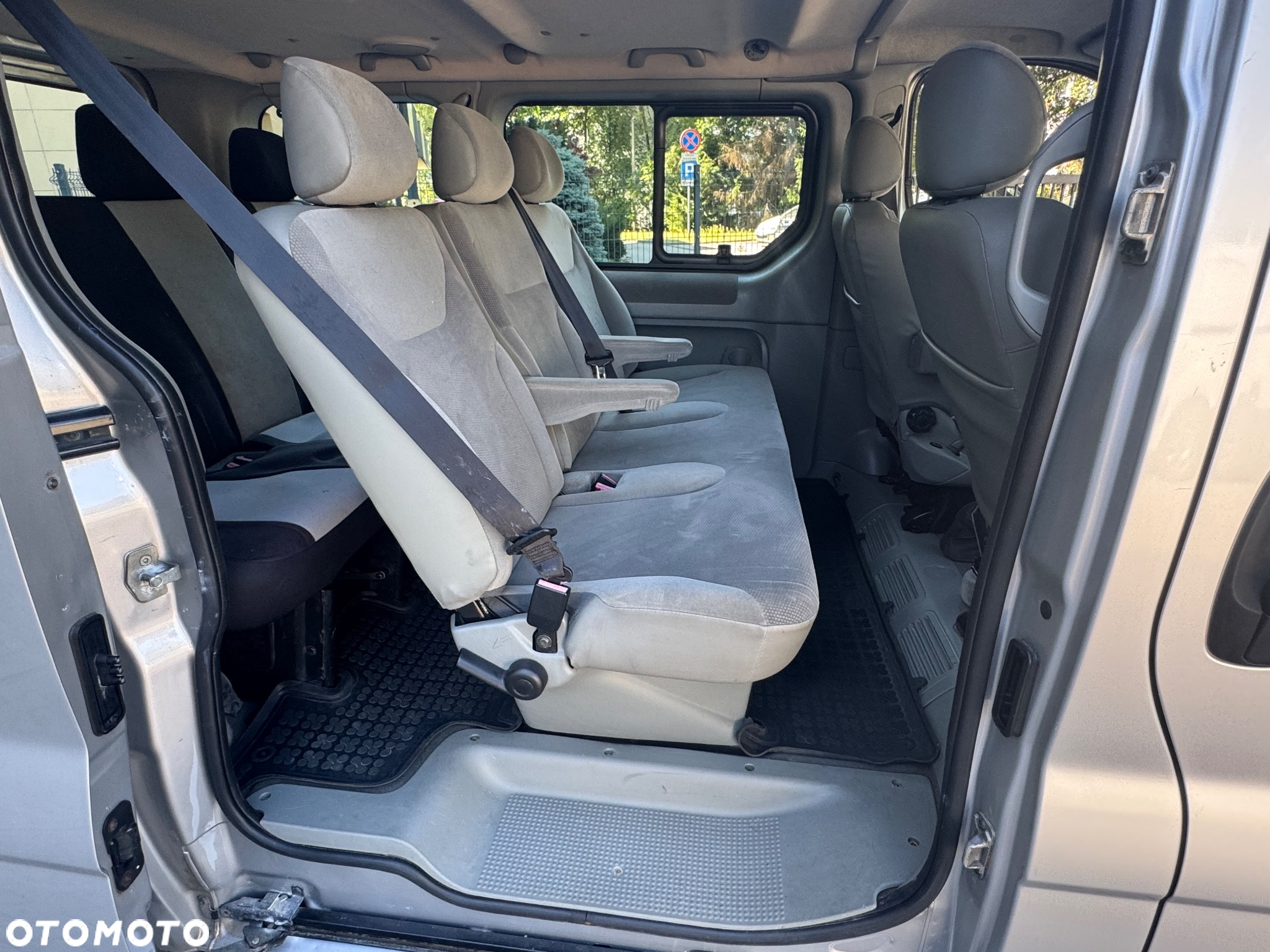 Opel Vivaro DTI Tour - 9