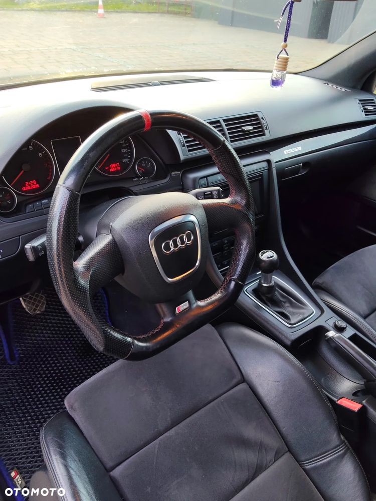 Audi A4 Avant 1.8T Quattro - 9