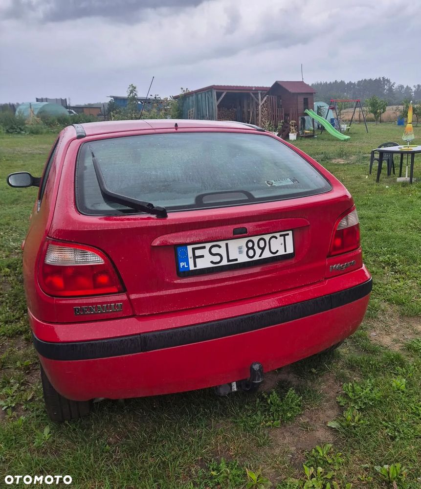 Renault Megane 1.6 - 3
