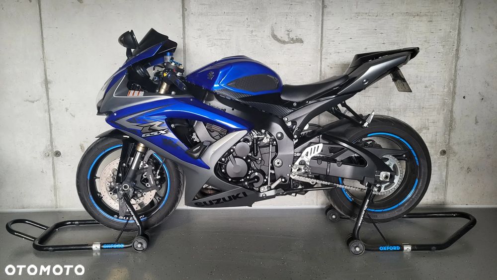 Suzuki GSX-R - 2