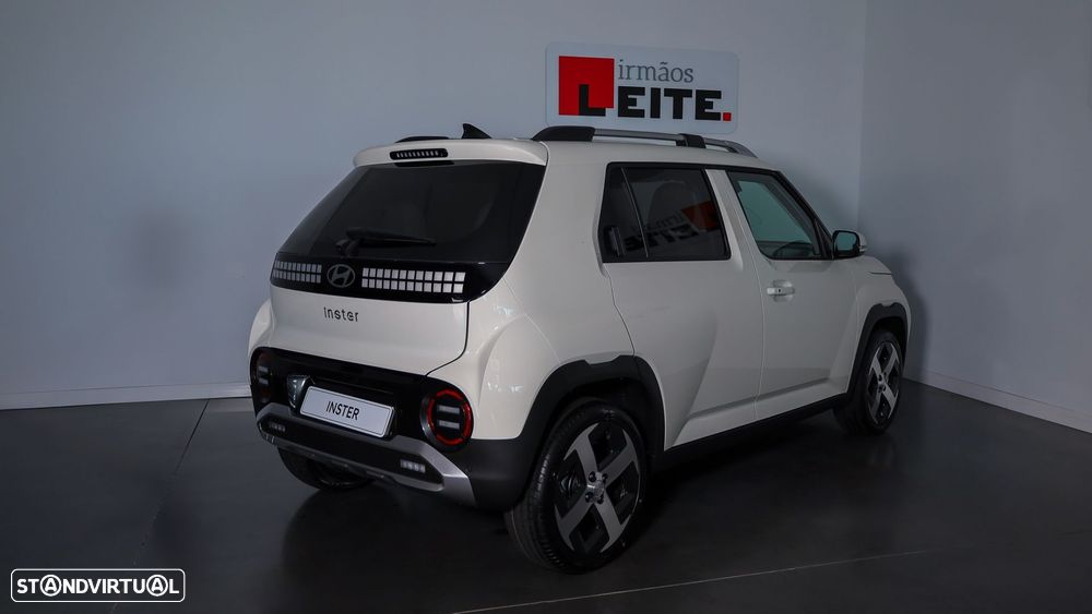 Hyundai Inster 49 kWh Style Plus - 25