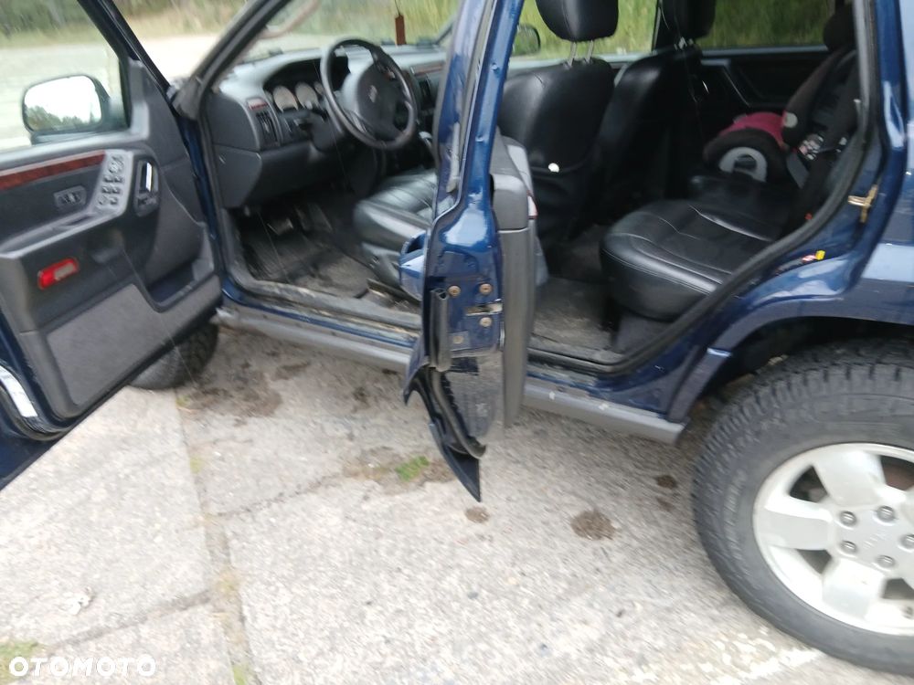 Jeep Grand Cherokee - 21