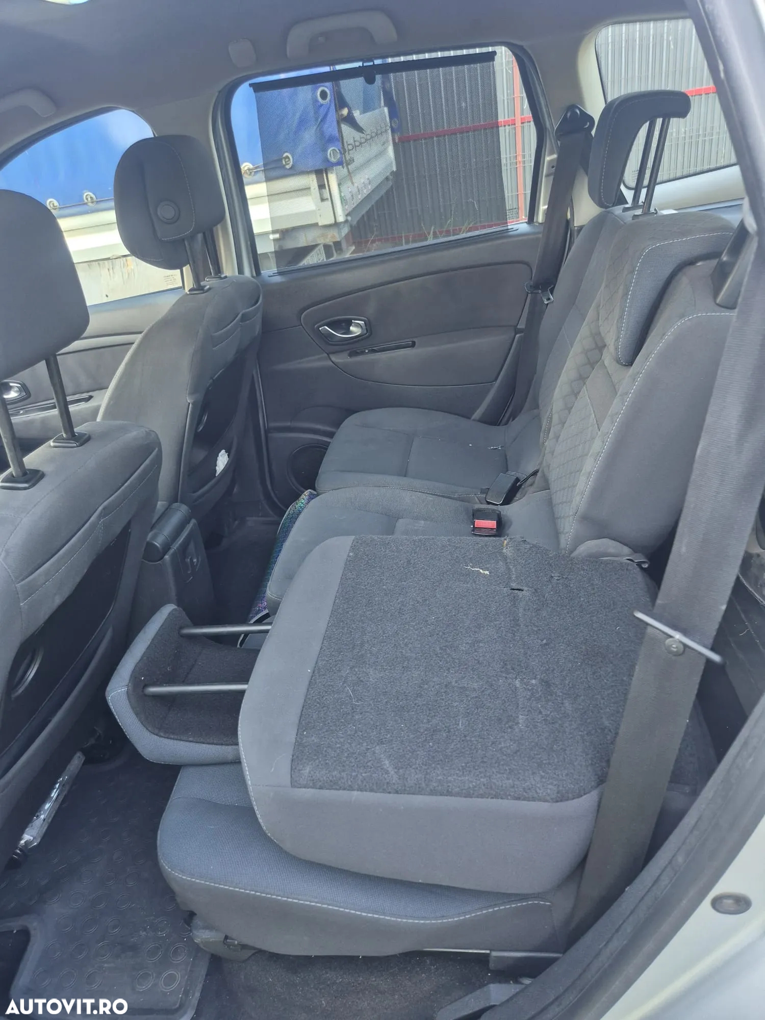 Renault Grand Scenic - 22