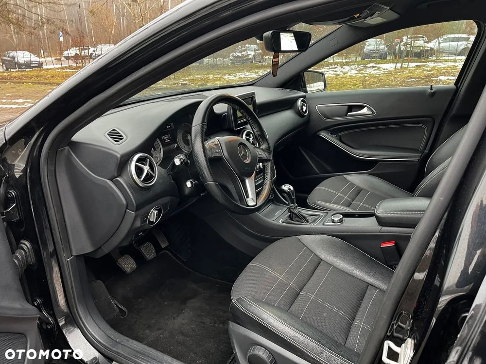 Mercedes-Benz Klasa A 180 CDI (BlueEFFICIENCY) - 10
