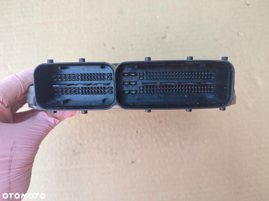 Sterownik silnika OPEL CORSA D 1.3CDTI 06-11 EUROPA 55568002 - 4