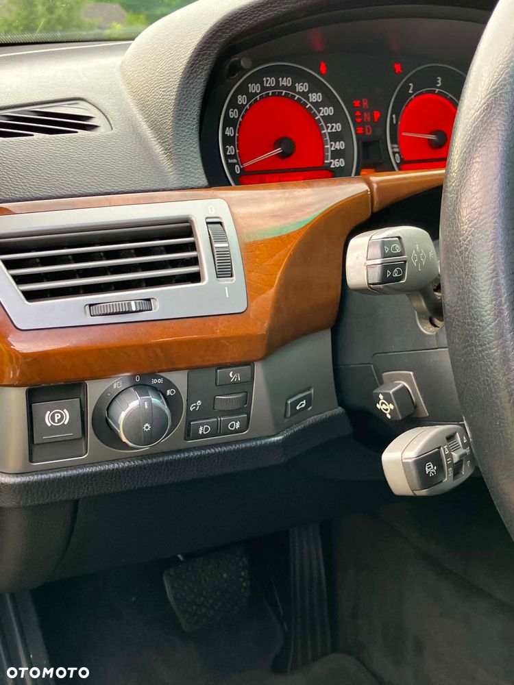 BMW Seria 7 730d - 13