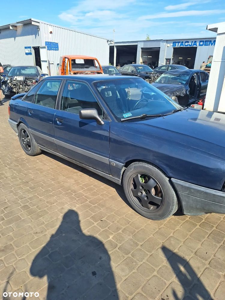 AUDI B3 1.6 B CAŁA NA CZĘŚCI - 4