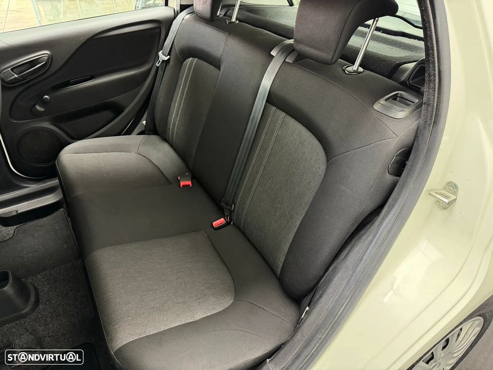 Fiat Punto 1.3 M-Jet Easy S&S - 11
