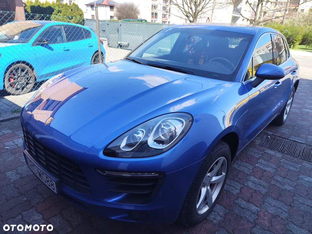 Porsche Macan - 1