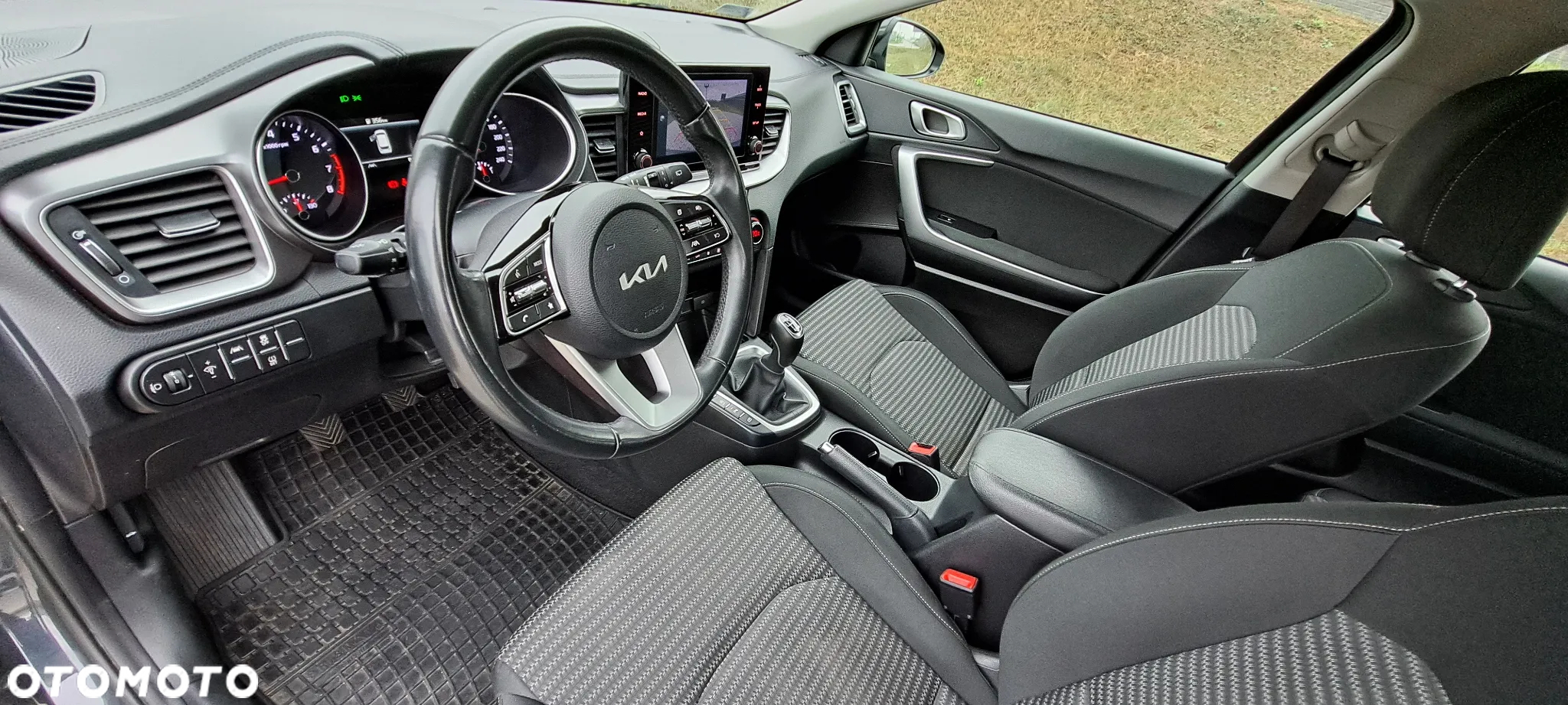 Kia Ceed 1.5 T-GDI M - 35