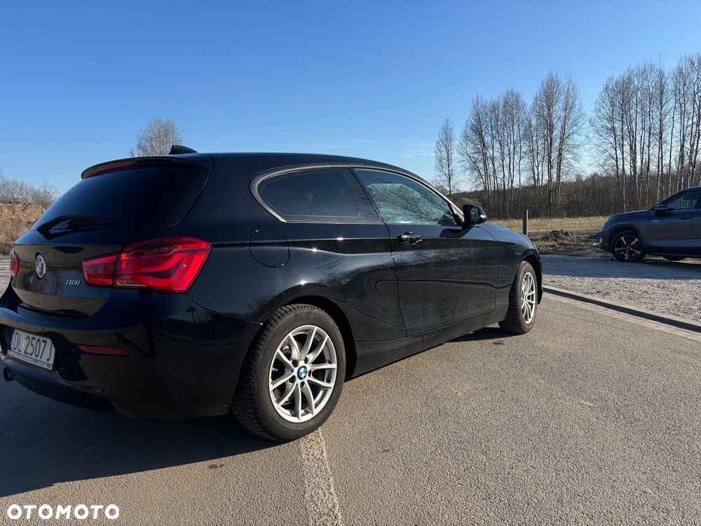 BMW Seria 1 118i - 5