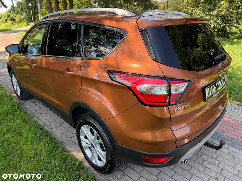 Ford Kuga 2.0 TDCi 2x4 Titanium - 31