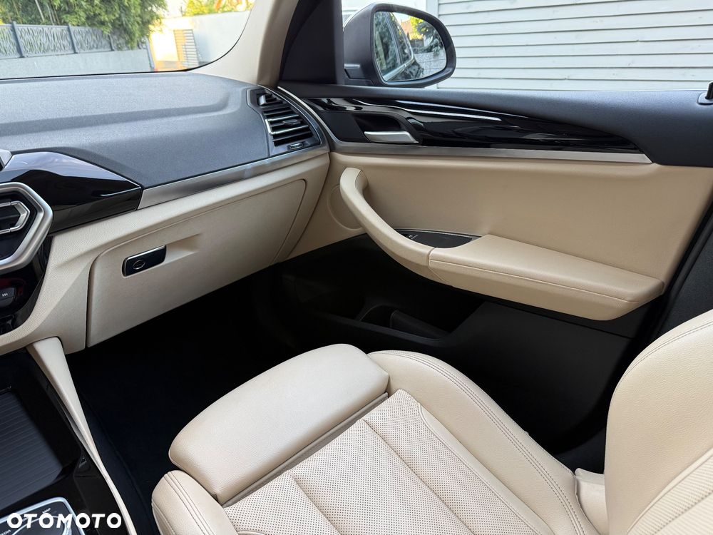 BMW X3 sDrive18d MHEV Business Edition sport - 31