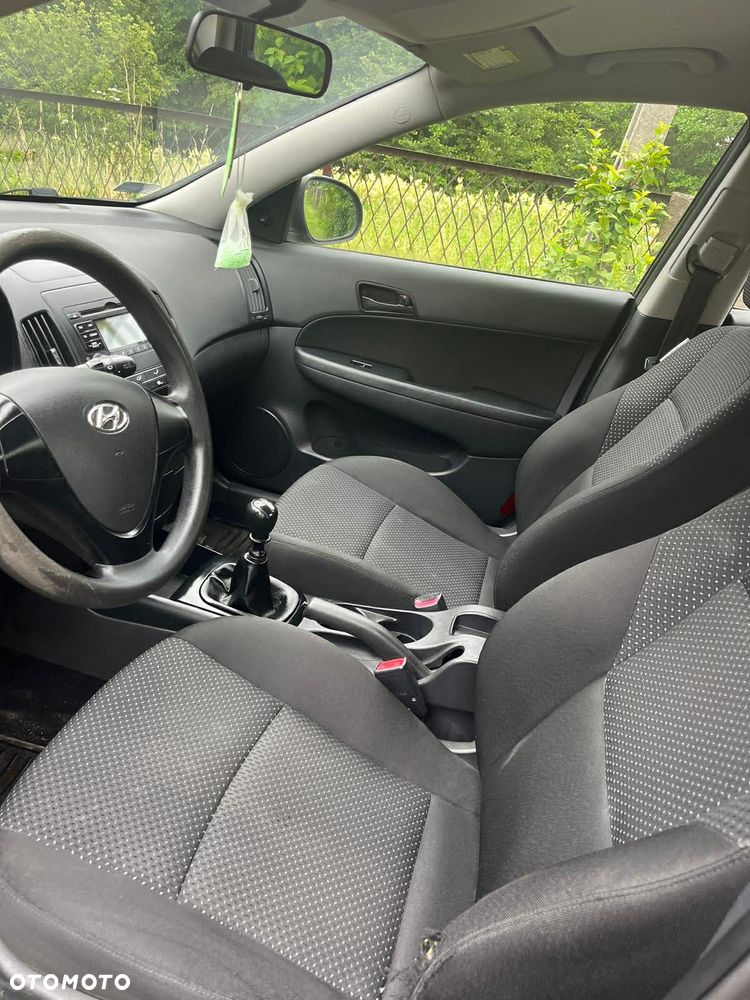 Hyundai i30 1.4 Classic - 11