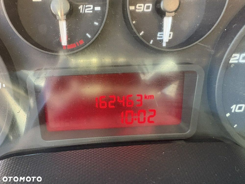 Iveco Daily 35C14 - 11