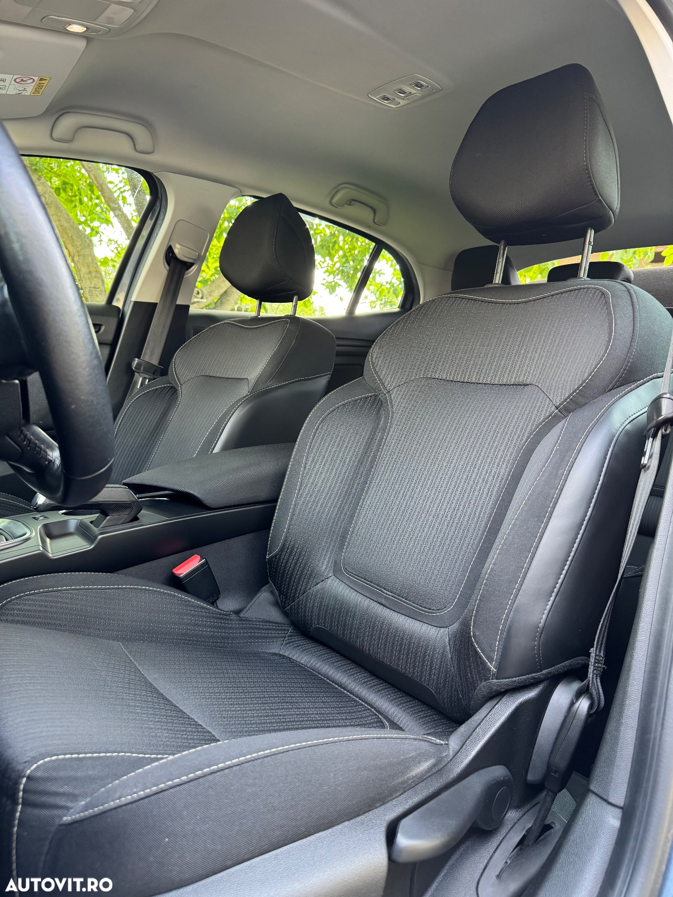 Renault Megane ENERGY dCi EDC Zen - 10