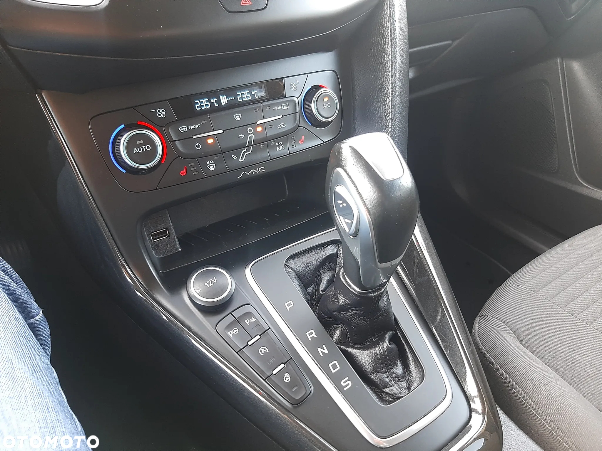 Ford Focus 2.0 EcoBlue Titanium - 31