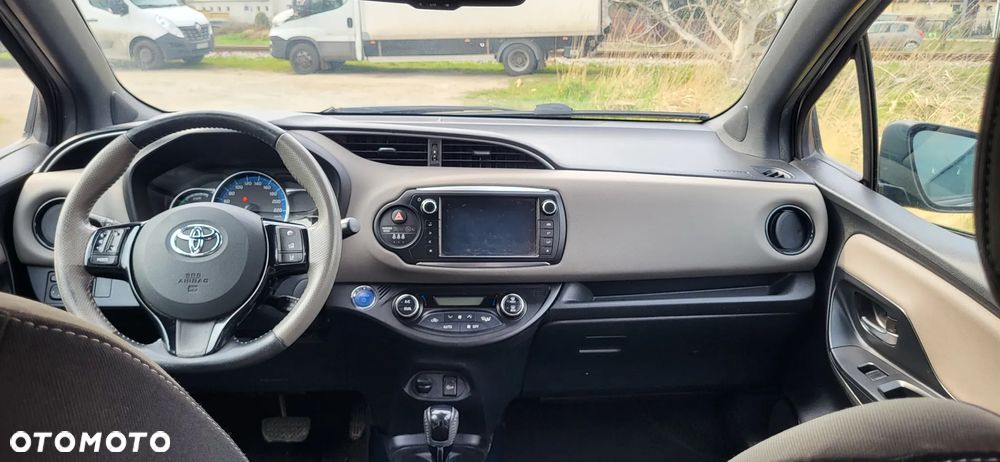 Toyota Yaris 1.5 VVT-i Style Selection - 17
