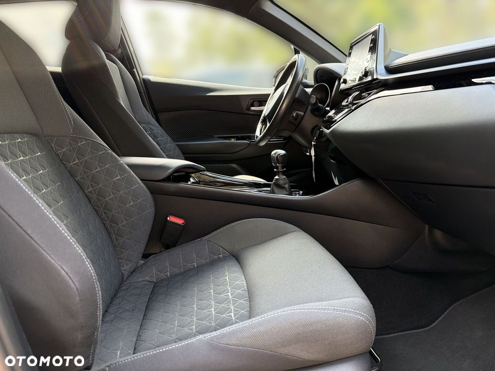 Toyota C-HR 1.2 T Style - 10