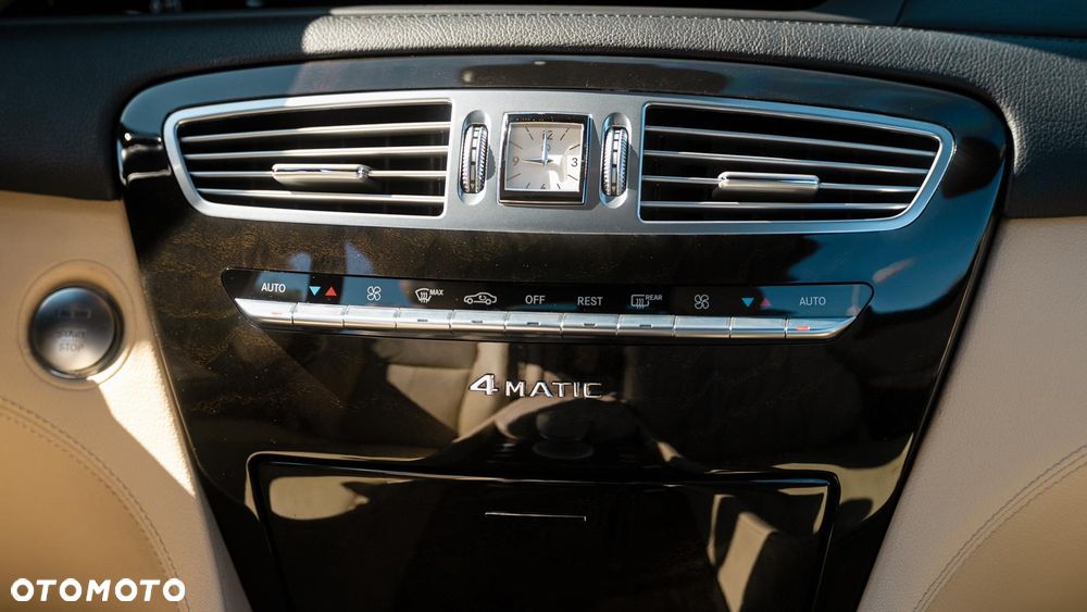 Mercedes-Benz CL 500 4-Matic BlueEff - 9