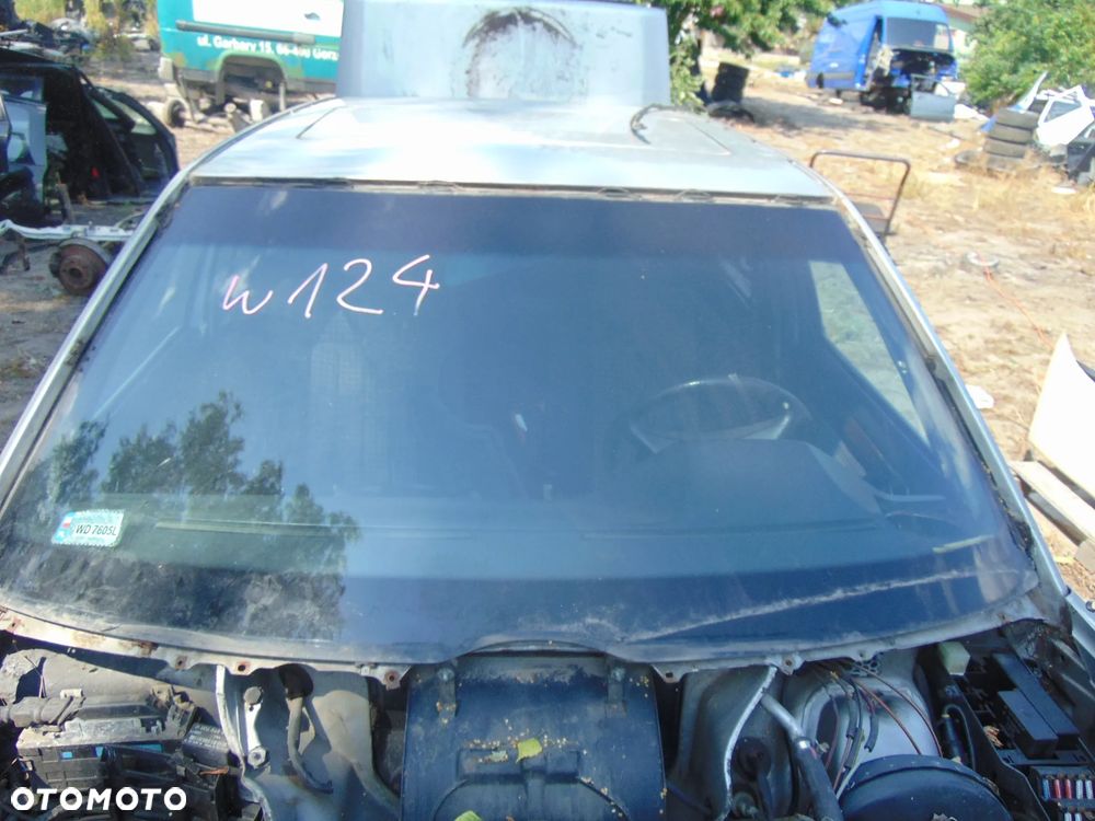 Szyba przód mercedes w124 - 1