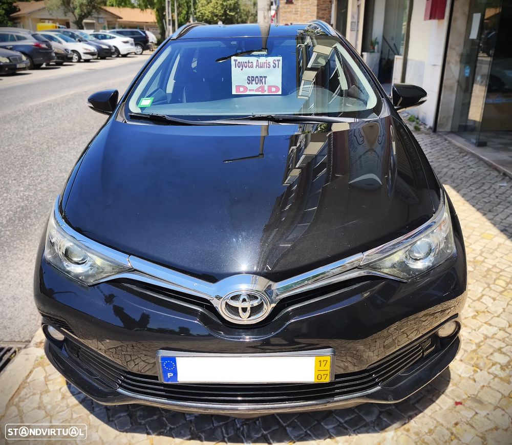 Toyota Auris Touring Sports 1.4 D-4D C.+P.Techo+P.Sport - 4
