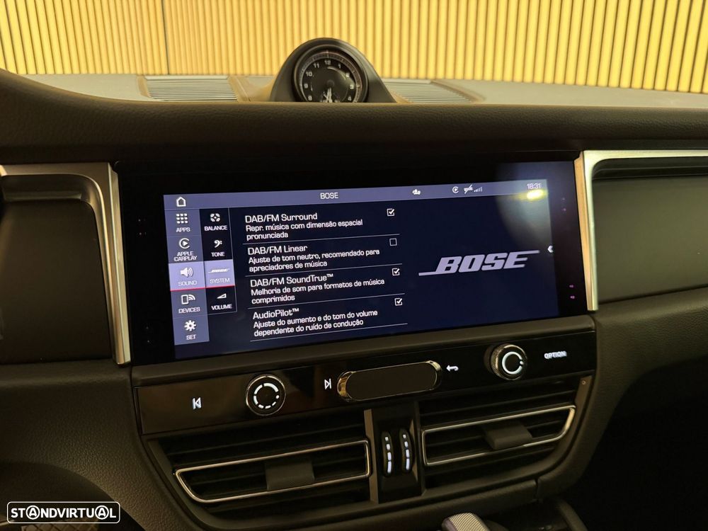 Porsche Macan T PDK - 26